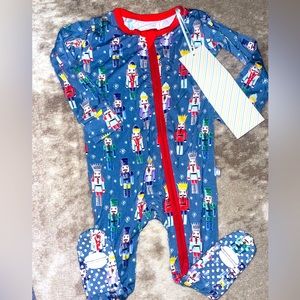 Macaron+Me Christmas Nutcracker Sleeper